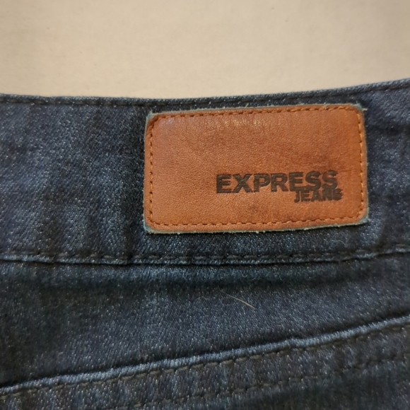 Express Women's Dark Wash Jeans , Size 4 - Picture 4 of 9